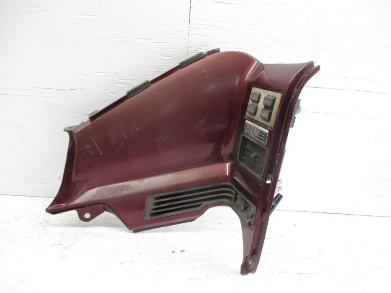 89 Honda GL 1500 Goldwing Right Upper Tank Shelter 83110-MAM-000ZX